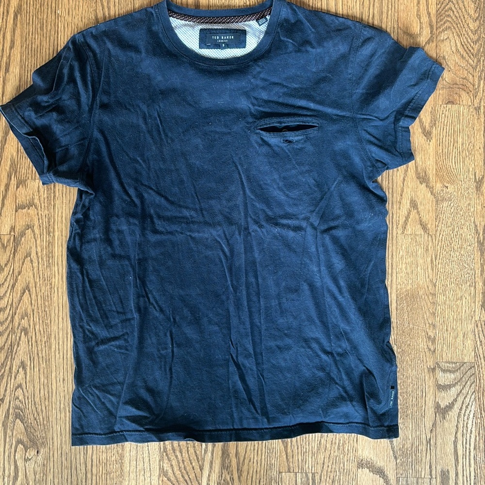 Ted baker men’s t shirt size 3